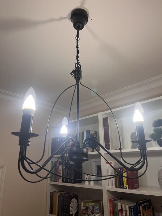 Żyrandol lampa klasyczna stylizowana czarna
