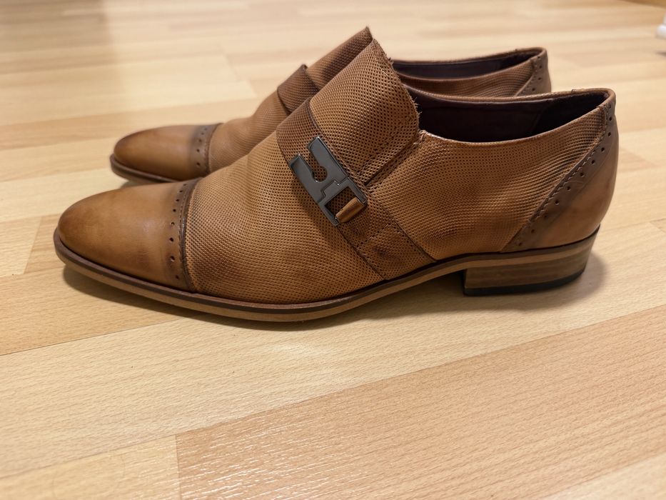 Sapatos castanhos formais - Homem