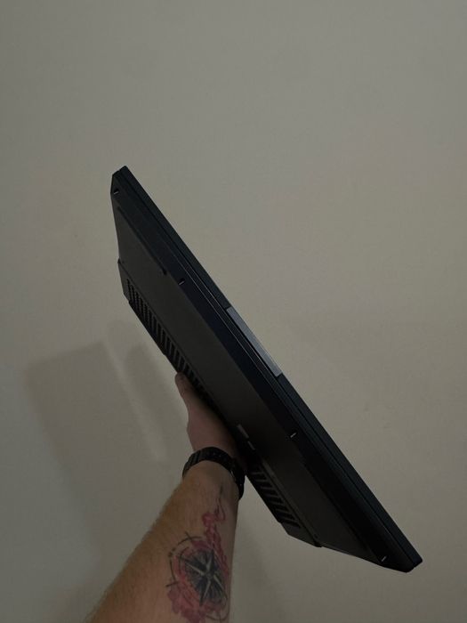 Топивий ігровий ноутбук Lenovo Legion 5 17 у відміному стані!