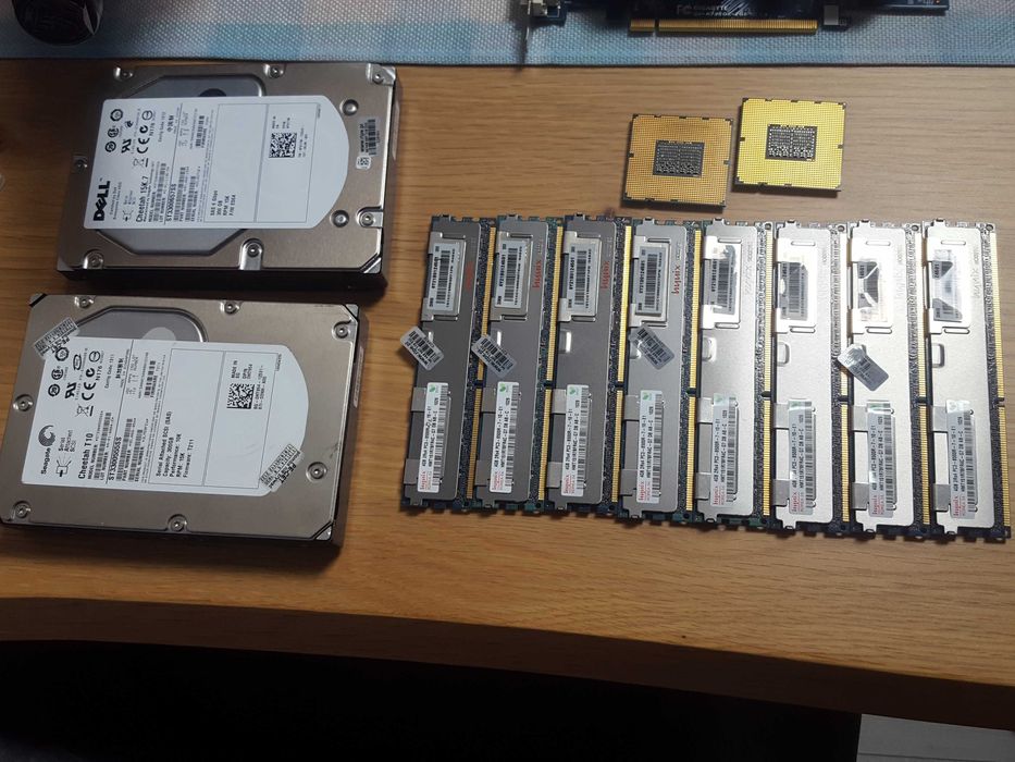 Serwerowe 2 procesory Xeon E5540 Ram 32GB 8x4gb i 2 dyski SAS 2x 300GB