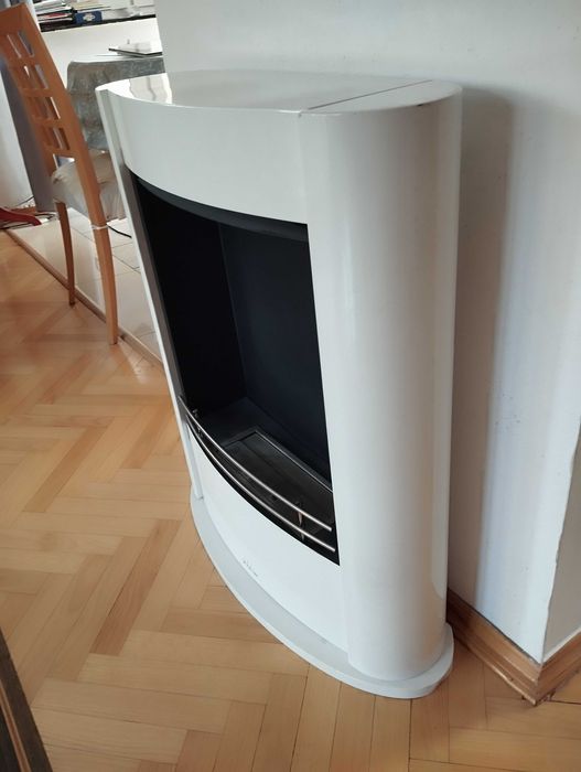 Biokominek na biopaliwo wolnostojący, metalowy, biały