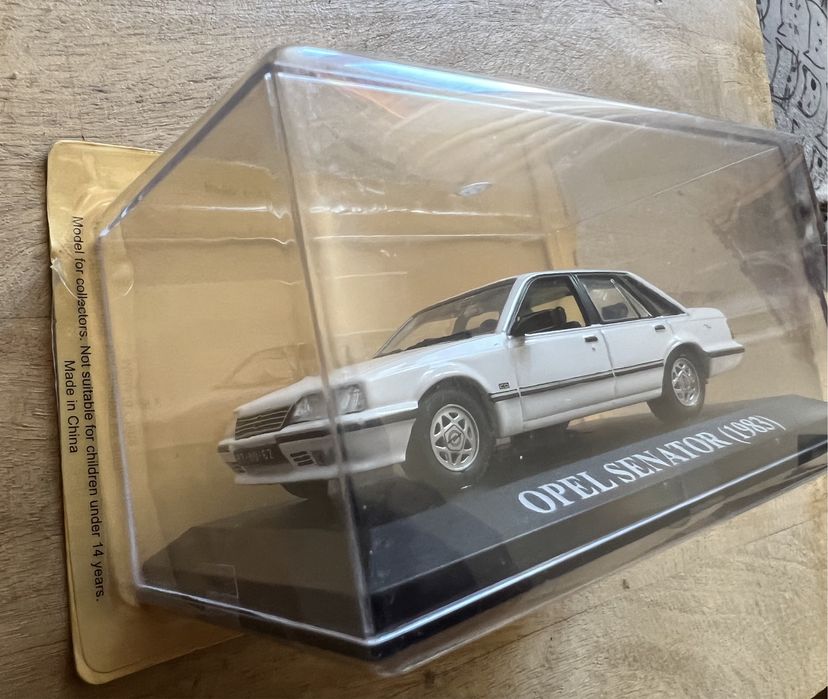 Opel Senator 1:43