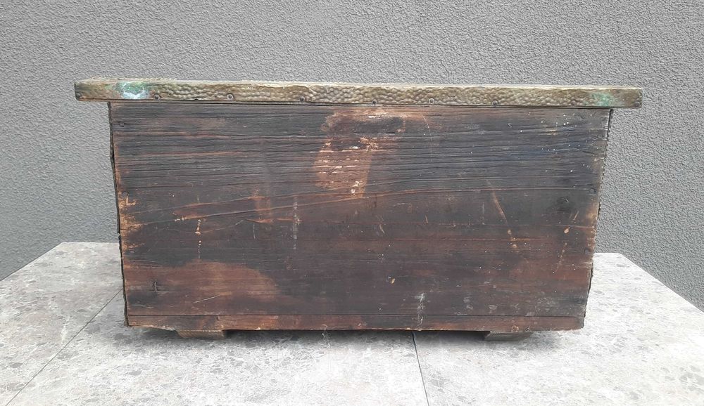 Stara szkatuła kuferek drewno mosiądz karczma