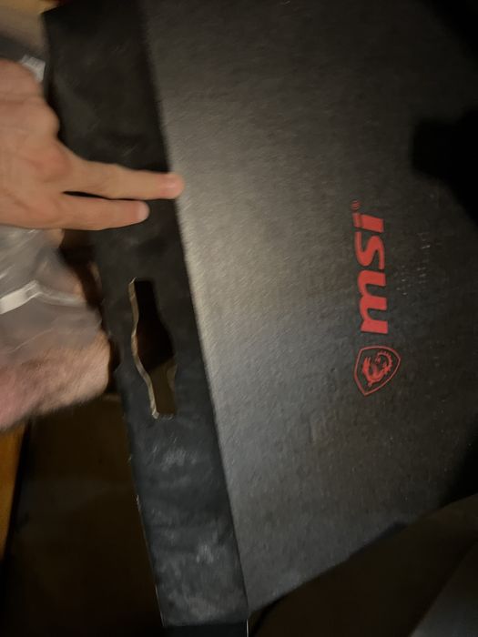 Laptop MSI Em estado perfeito