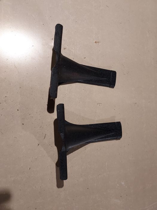 Oslony dolne słupka b fiat 125p