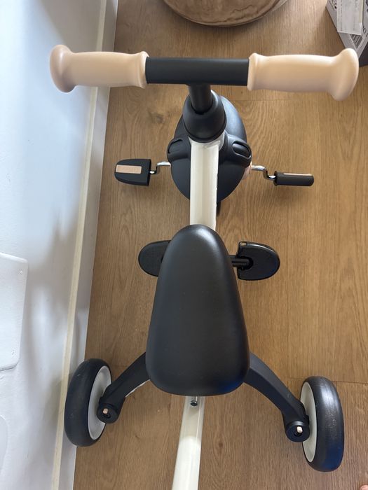 Triciclo QPlay Stager 3 em 1 Dobrável – Novo, Nunca Usado