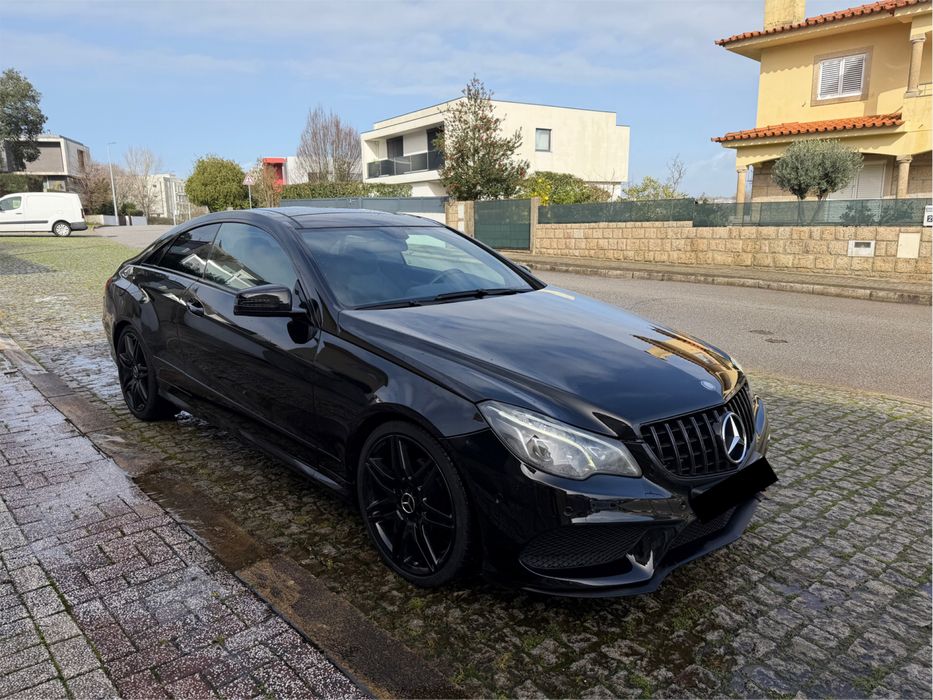 Mercedes E 220 Coupe AMG Poucos Km Como novo