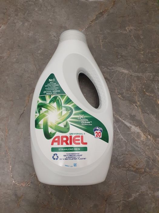 Nowy oryginalny niemiecki Żel do prania ariel universal+