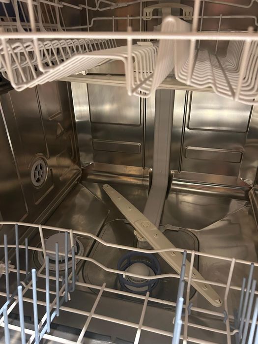 Máquina de Lavar Loiça embutida Whirlpool