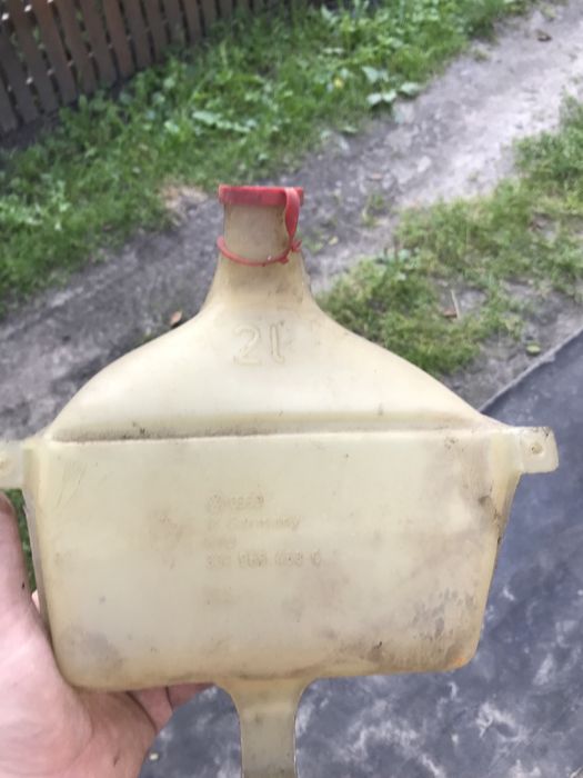 Бачок омивача ауді фольтсваген