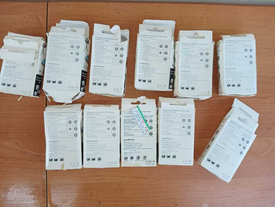 Pilot do telefonu - Bluetooth - Android - bateria CR2032L - 11 sztuk.