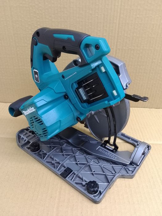 Makita HS004G Piła Najazdowa Pilarka Tarczowa Brushless 190mm 2021.8