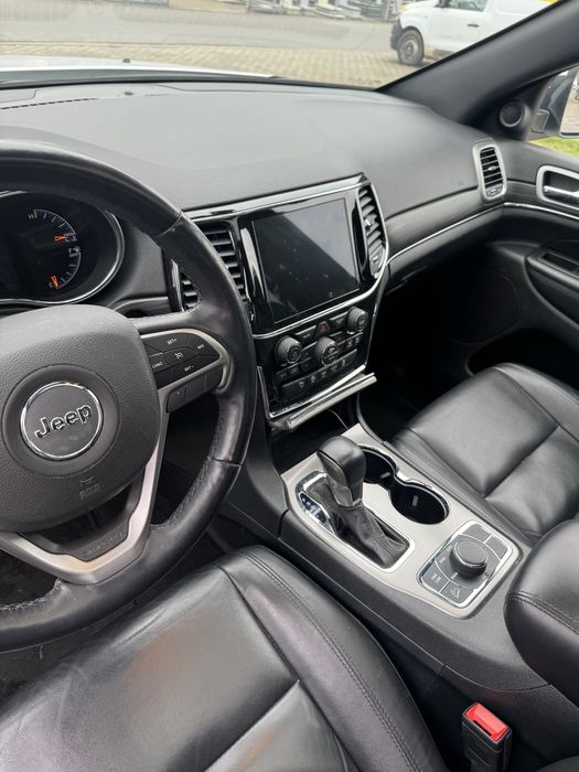 Bezwypadkowy Jeep Grand Cherokee  WK2