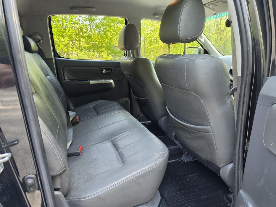 Toyota Hilux 3.0 Diesel 2012 рік