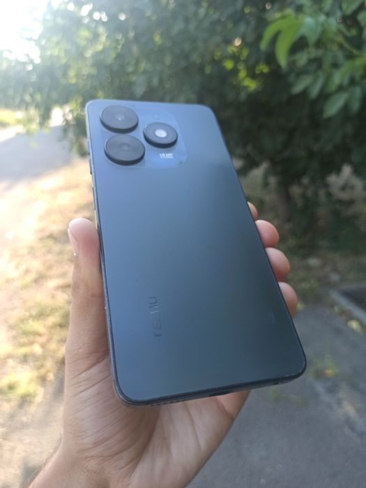 TECNO SPARK Go 2024 3/64ГБ У хорошому стані