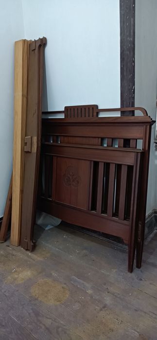 Roupeiro e cama de casal arte deco