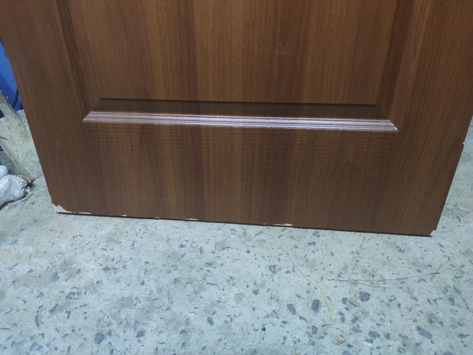 Продам двері міжкімнатні 80 х200