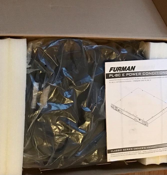 Furman power conditioner PL-8C mais cabos-E