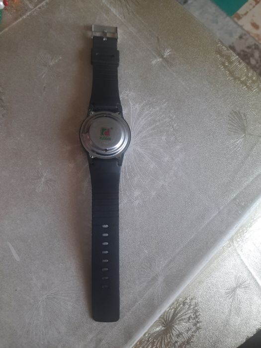 Часы говорящие с кукушкой.