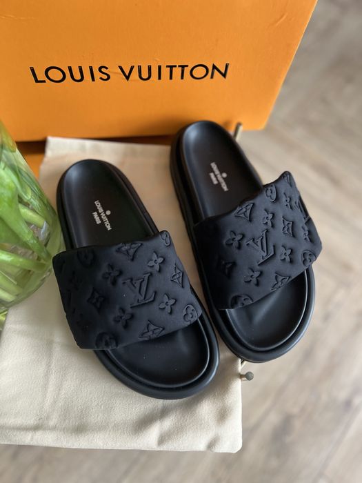 Klapki Louis Vuitton