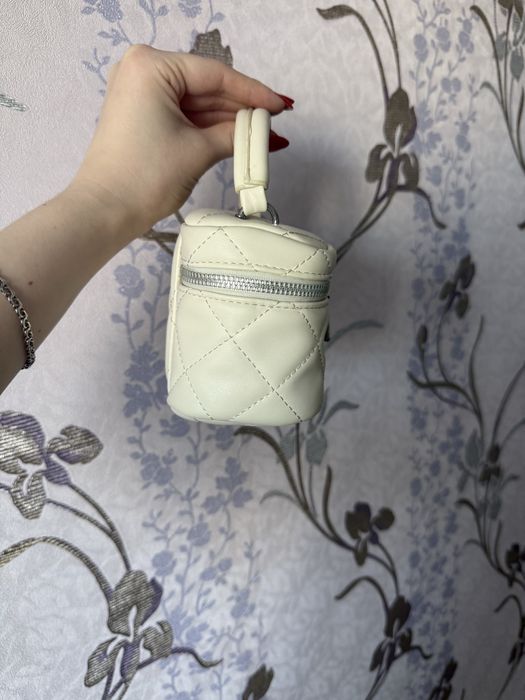 Жіноча Маленька молочна сумка (косметичка)