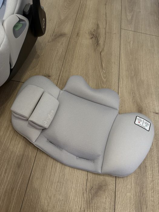 cybex cloud z i-size platinum