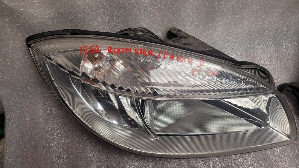lampy przednie skoda fabia ii roomster lewa + prawa