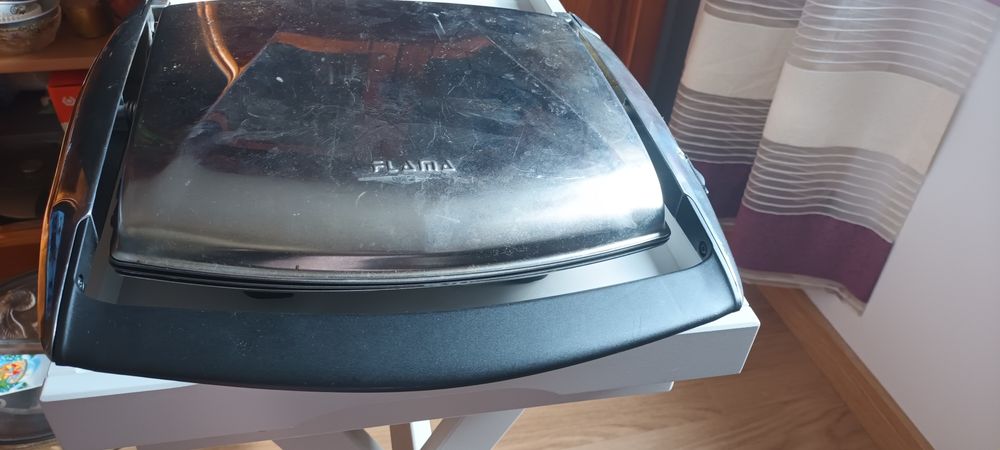 Grelhador elétrico flama 2000 w pouco usado