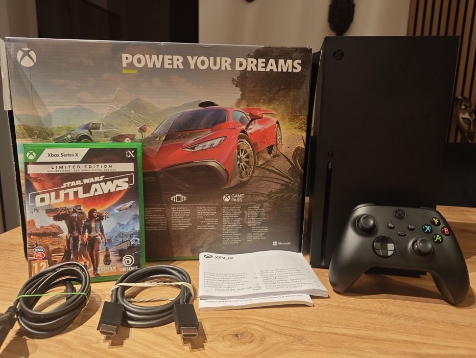 Konsola Xbox Series X 1 TB SSD pełen komplet + gra