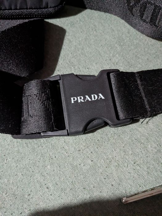 Prada pasek  saszetka