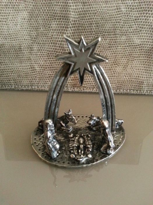 Presépio novo de 95 % estanho. Artesanato