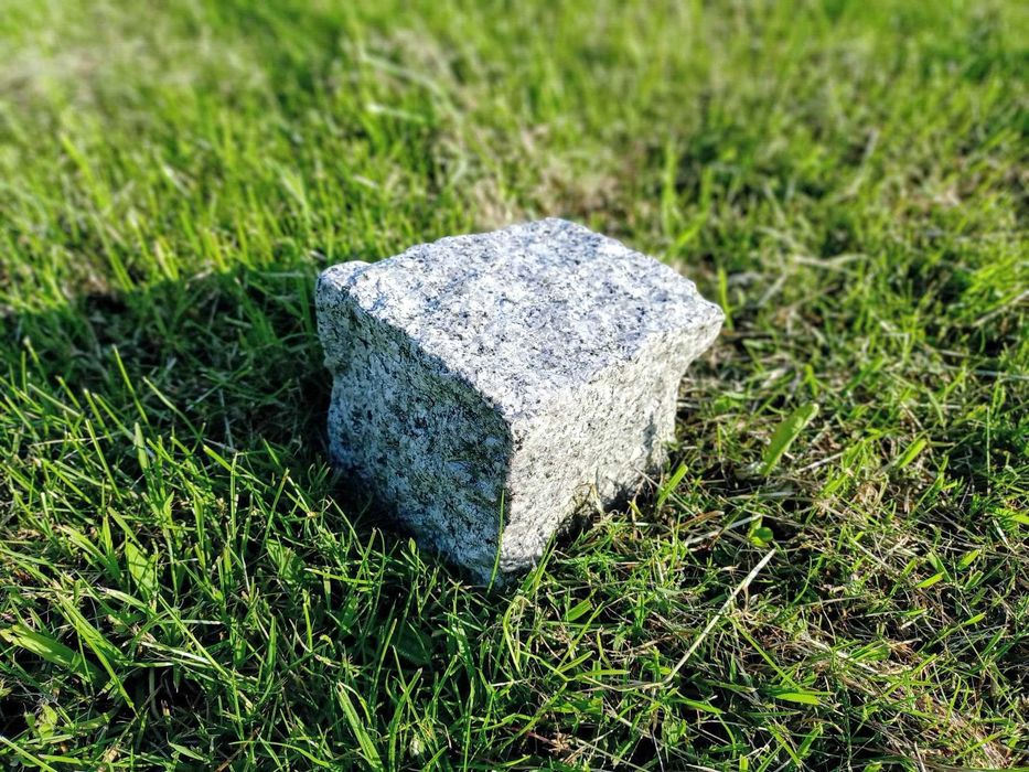Sprzedam 30 ton kostki brukowej granitowej szarej 11/9