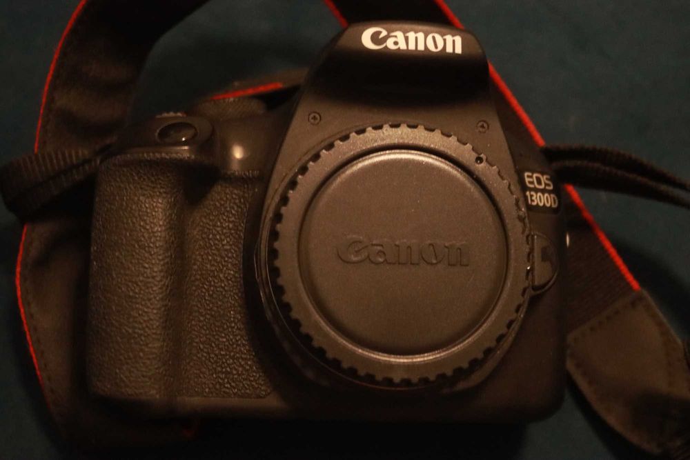Canon DLSR 1300D