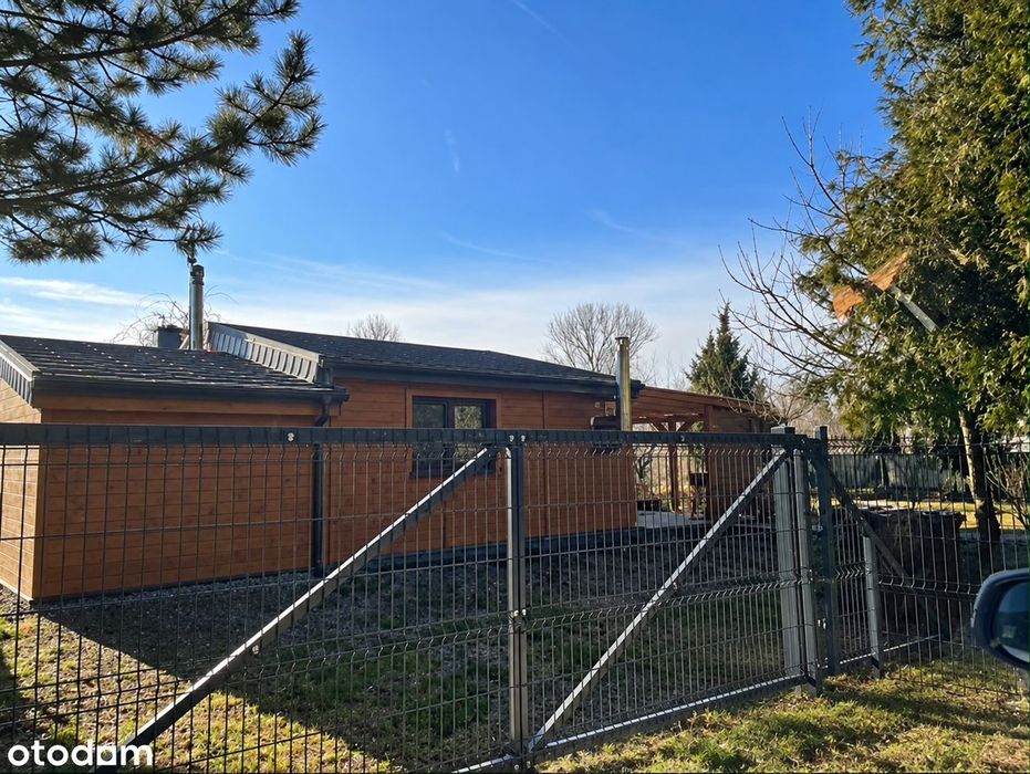 Całoroczny domek blisko jeziora, 500 m2, działka budowlana