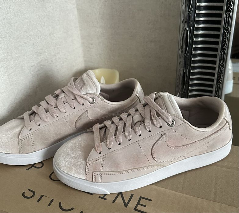 Nike Blazer Low LX roze кеди найк пудра