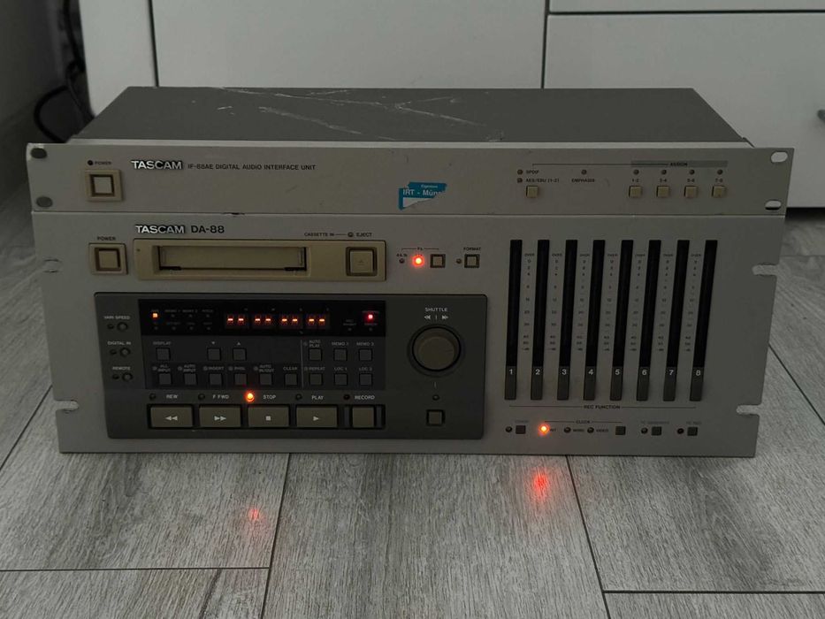 Magnetofon cyfrowy Mikser Tascam DA-88 + Interfejs IF-88AE Unikat