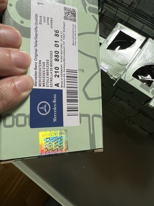 Emblema capit mercedes benz original