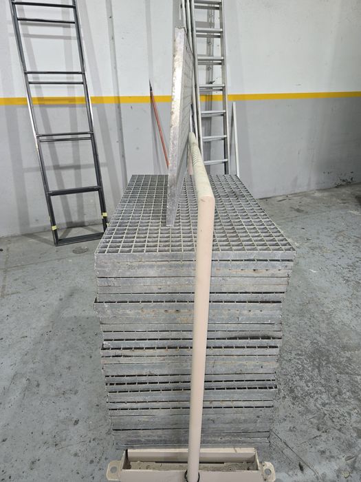Grelhas em aço galvanizado 600x1000 mm
