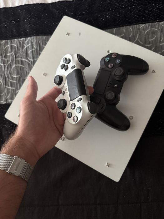 Playstation 4 Pro 1TB