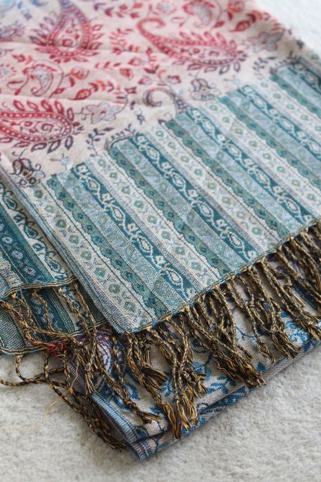 Pashmina colorida nova