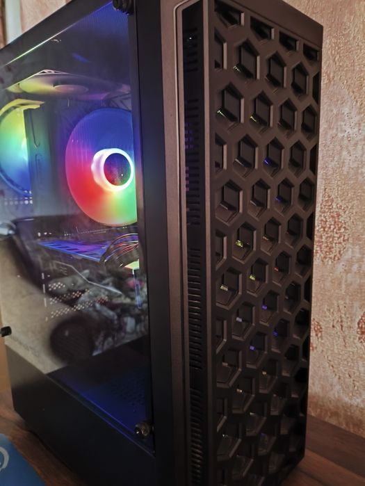 Продам ПК AMD Ryzen 5 5600X  Sapphire AMD Radeon RX 580 8Gb Pulse