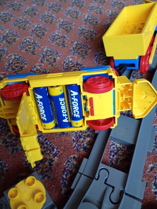 Zestaw klocków Lego Duplo + Classic/ Kolejka na baterie / Stan BDB