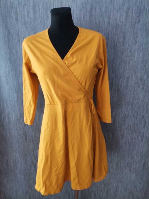 sukienka m/38 cena 18 zł