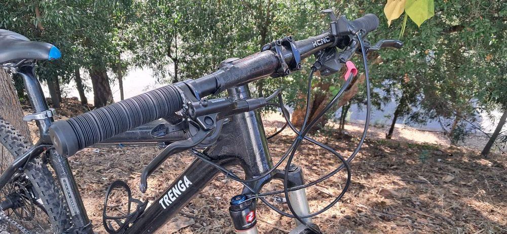 Bicicleta de carbono btt 26 m