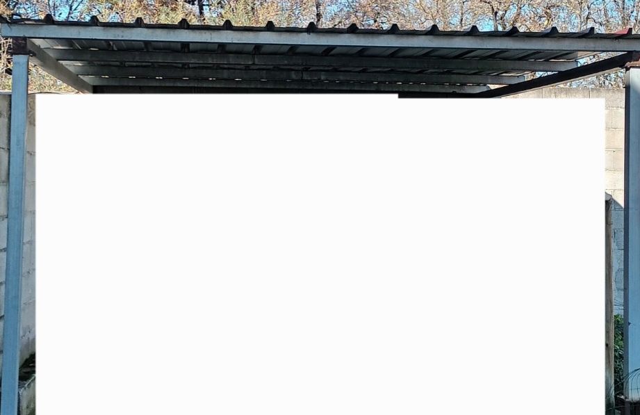 vendo ferros e chapas para telheiro 15 a 20 m2 aproximadamente 
já foi