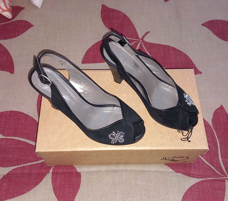 Sapatos diversos