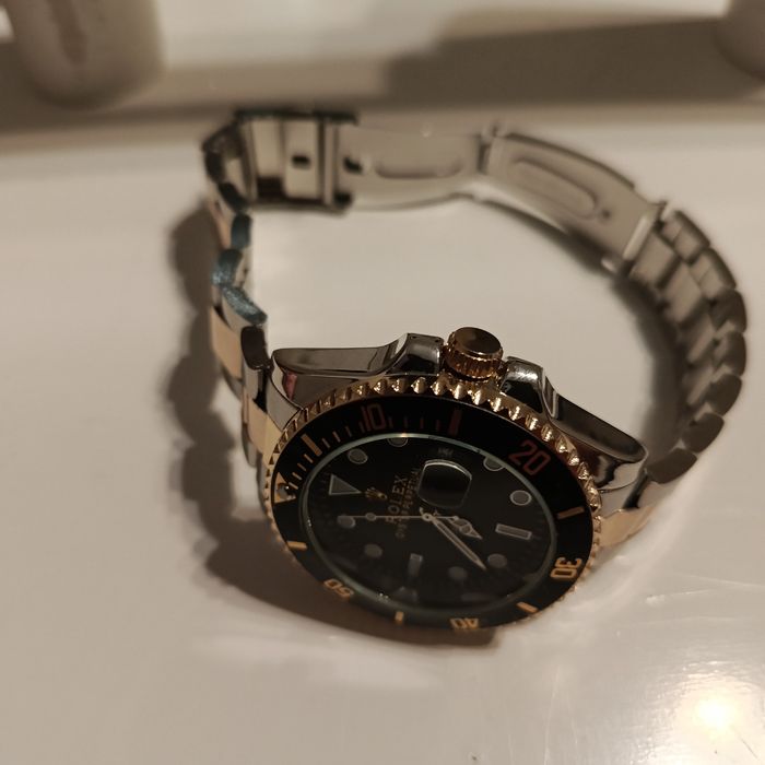 uniwersalny zegarek Rolex