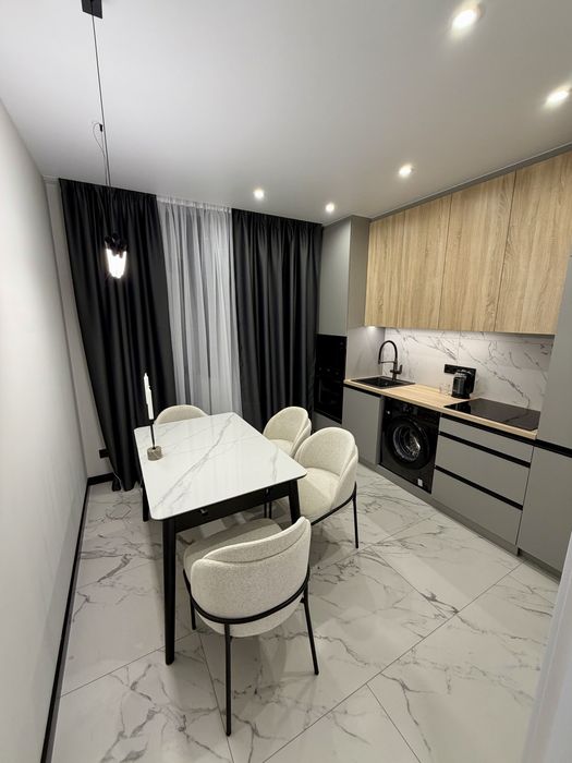Продаж НОВОЇ 42 м² сучасної квартири Дарницький р-н, 5хв від Метро Харківська! Жк. Лебединий, вул. Ревуцького 40Б !ВІД ВЛАСНИКА!