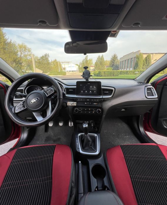 Продам авто Kia Seed