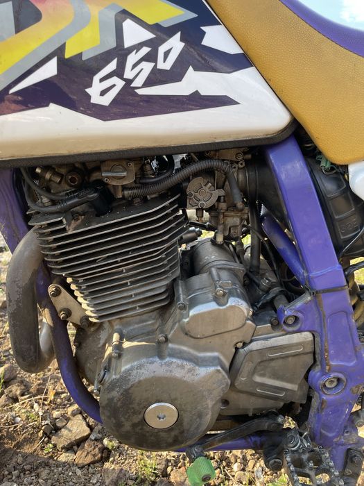 Suzuki dr 650 se